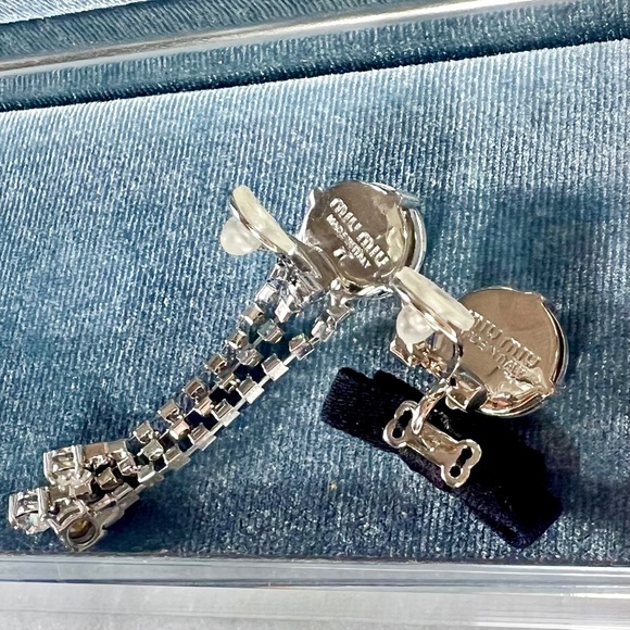 Miu Miu Swarovski Crystal & Bow Mis-Matched Clip-On Earrings - Picture 5 of 5